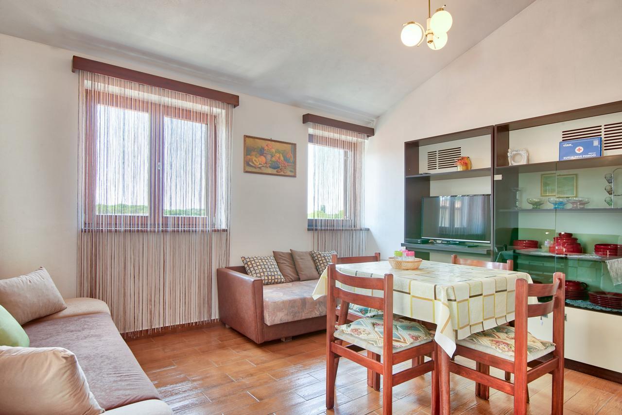 Apartment Maja Štinjan Extérieur photo