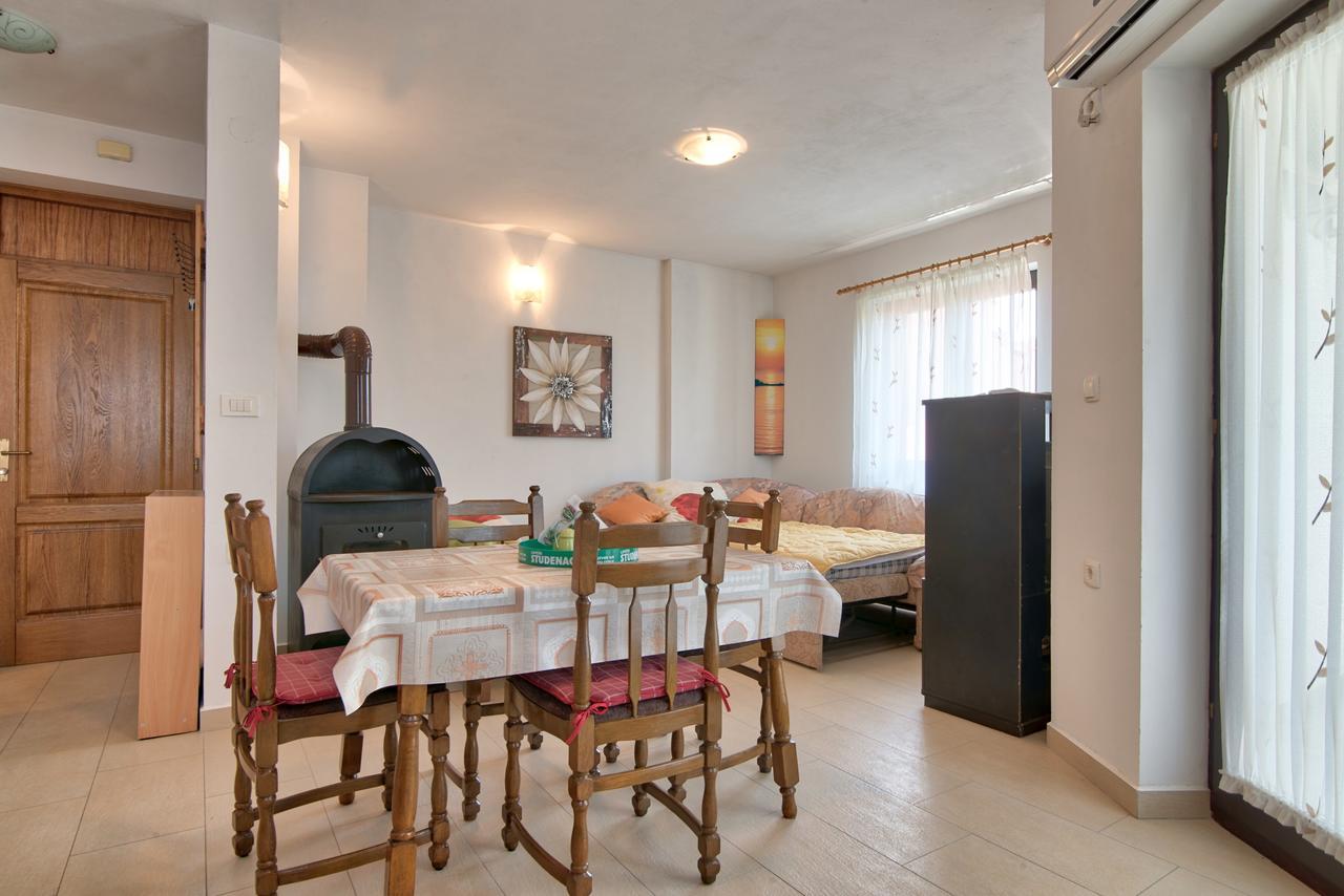 Apartment Maja Štinjan Extérieur photo